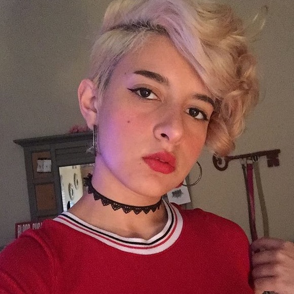 Meet your Posher, New - Picture 1 of 1